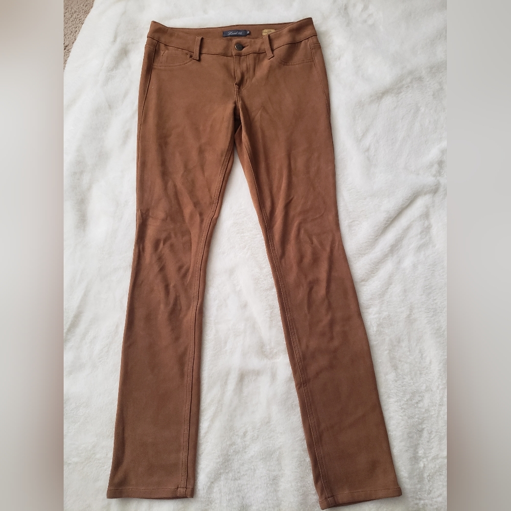 Suede chestnut stretch pants